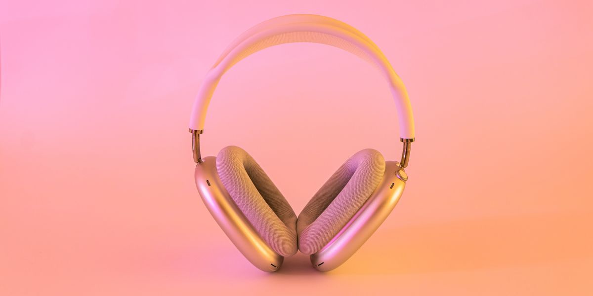 Sonshine Steps into New Era of Podcasting